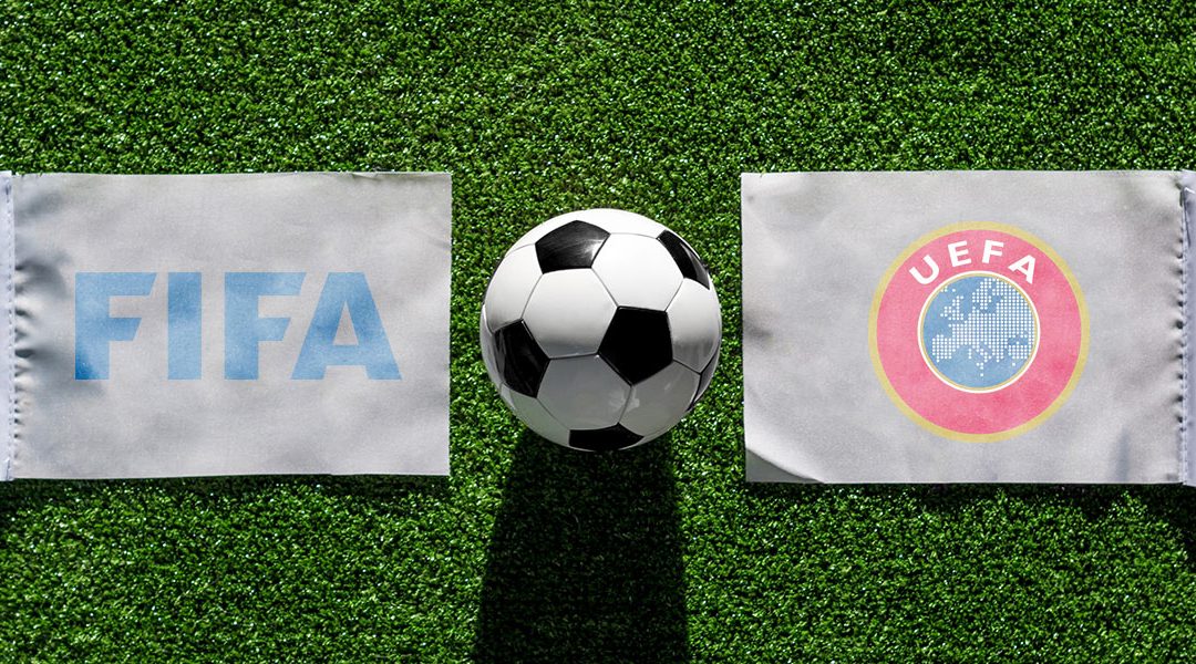 Installation Gazon Vert Artificiel Aux Normes de la FIFA