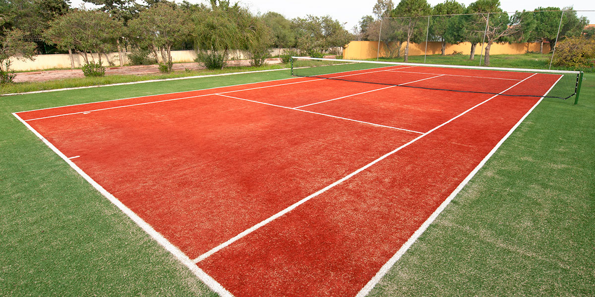 terrains-de-tennis-en-gazon