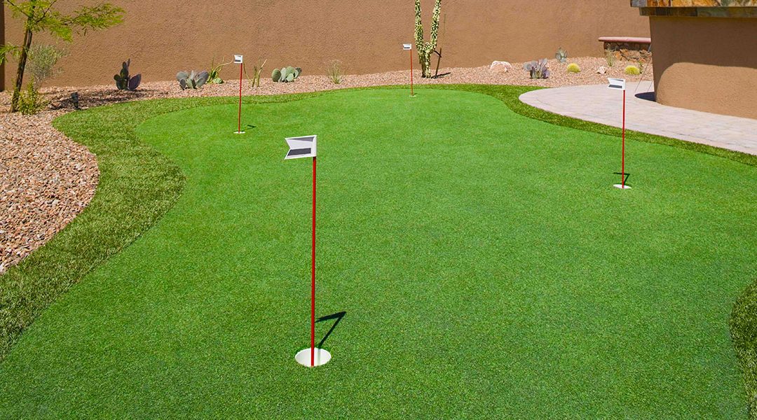 Putting Green Pour Le Golf D’arrière-Court